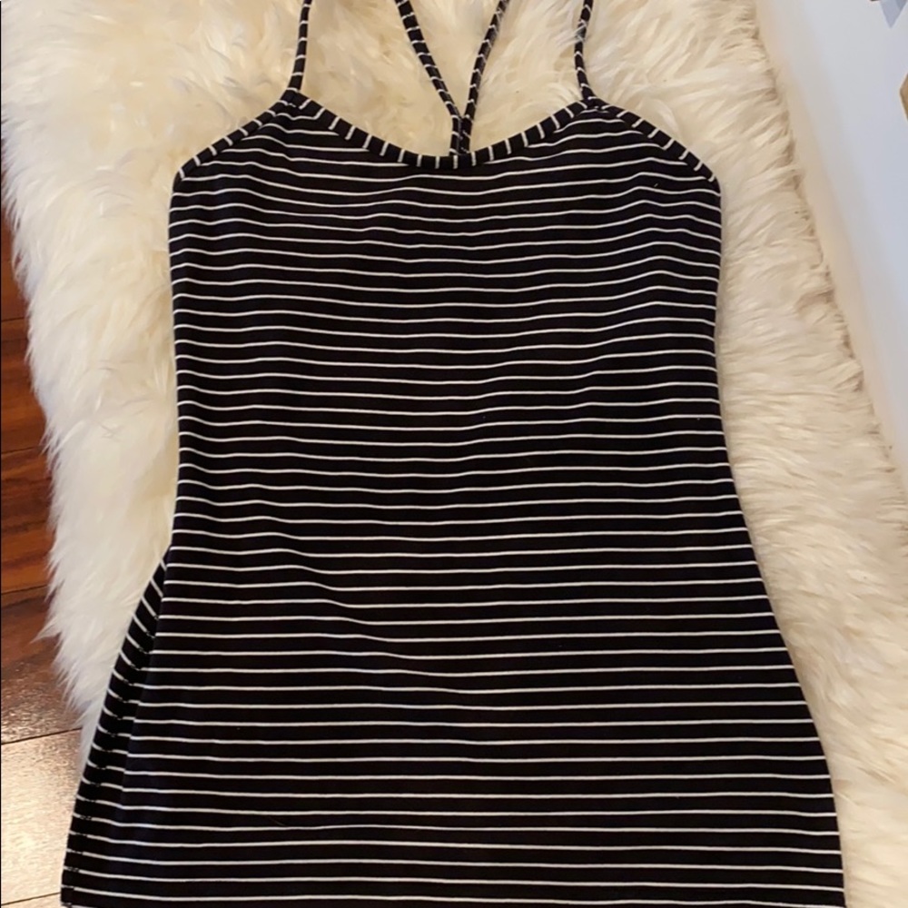 Lululemon top